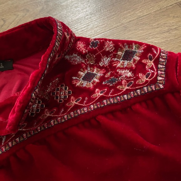 BBWM Woman Velvet Long Sleeve Blouse. - Picture 12 of 15